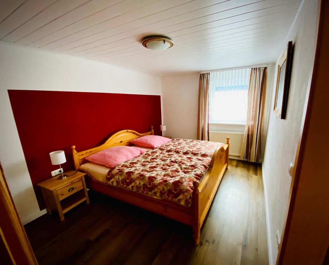 Gaestehaus Lang ヴンジーデル エクステリア 写真
